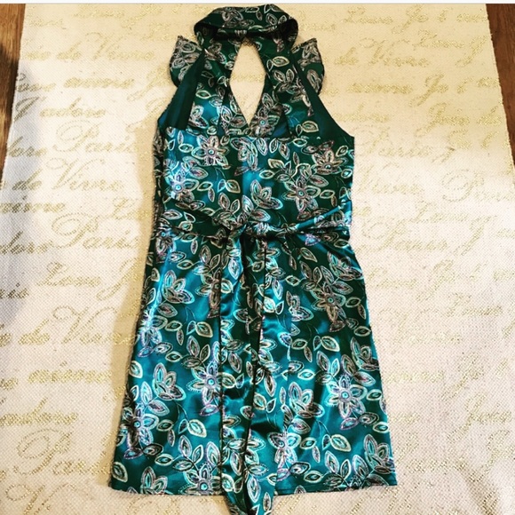 Women’s Silky Paisley Halter Style Dress - Picture 4 of 4
